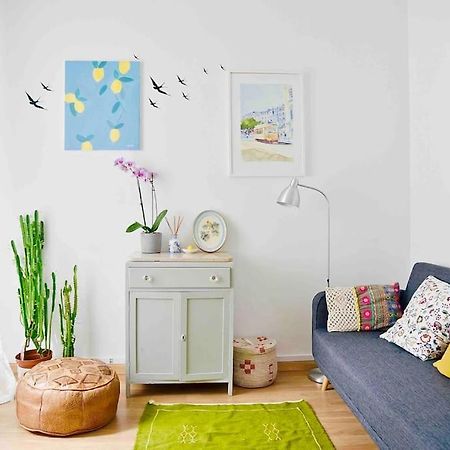 Two Bedroom Cozy Flat By River In Quiet Art Zone Lisbona Esterno foto