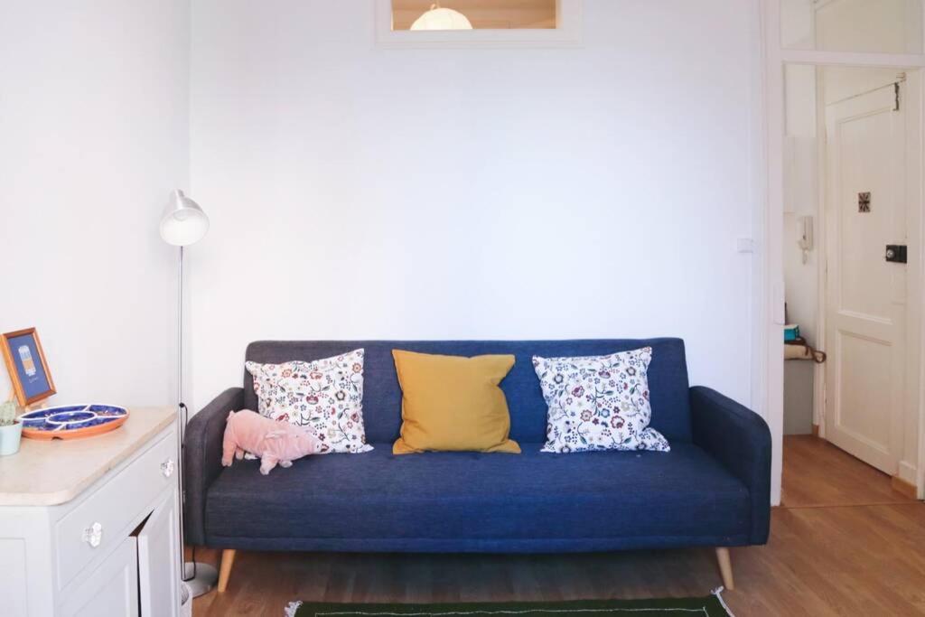 Two Bedroom Cozy Flat By River In Quiet Art Zone Lisbona Esterno foto